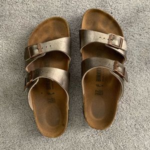 Rose gold metallic Birkenstocks size 37